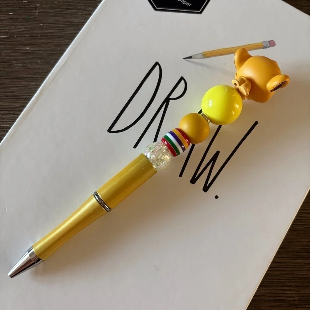 Disney Doorables: The Lion King: Simba handmade beaded pen